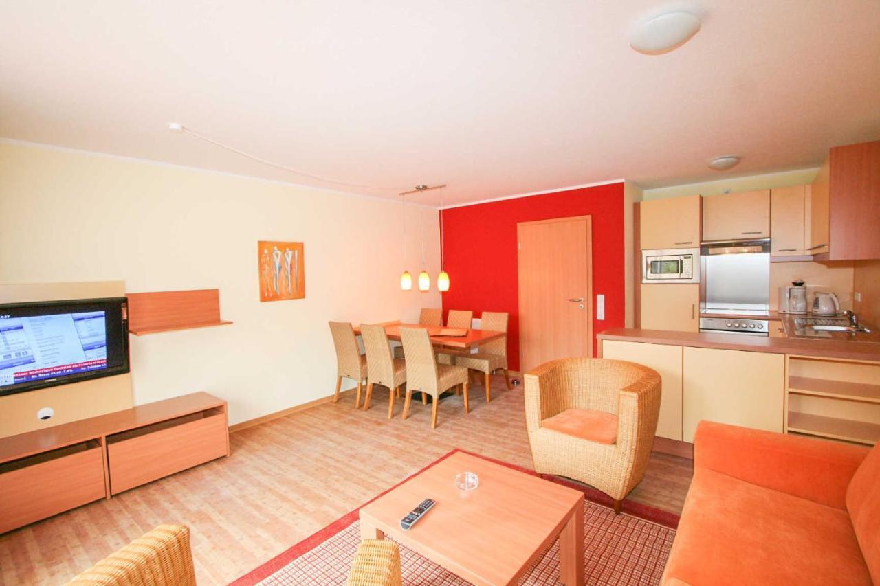 Seepark Burhave_ Hotel Butjadingen Esterno foto
